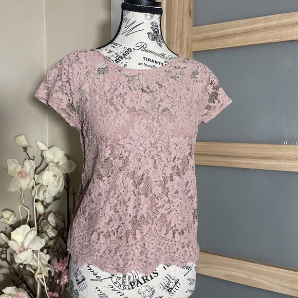Abercrombie & Fitch Tops - Abercrombie & Fitch Women’s Boho Lace Shirt Blush Pink Women's Size XS